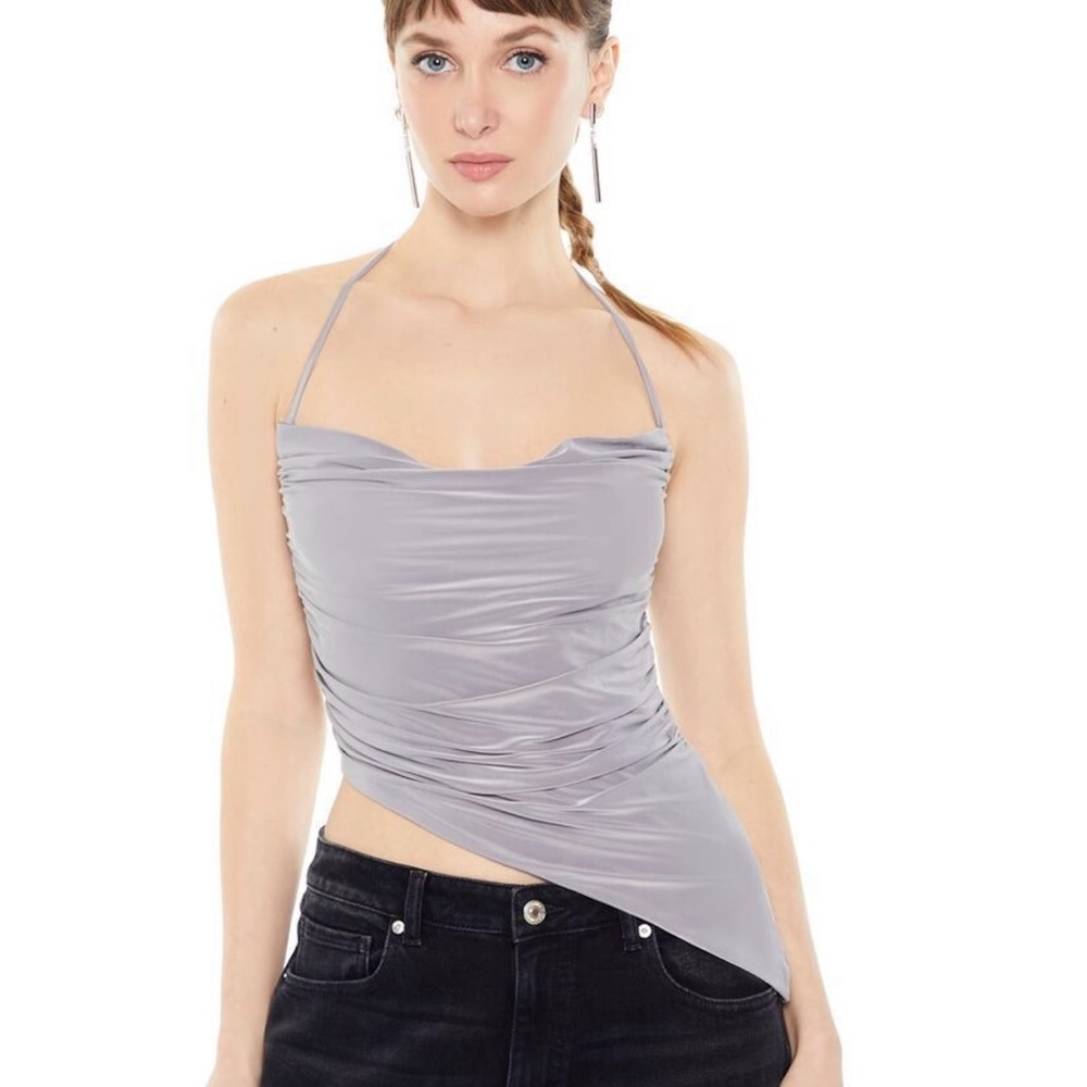 Gray asymmetrical top
